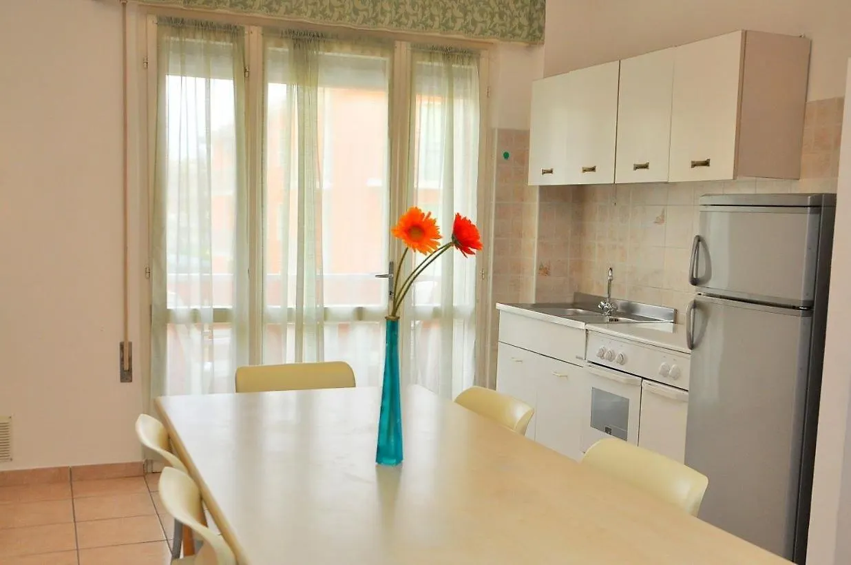 Spacious Seaside Flat For 7 Guests - Beahost Bibione 0*,