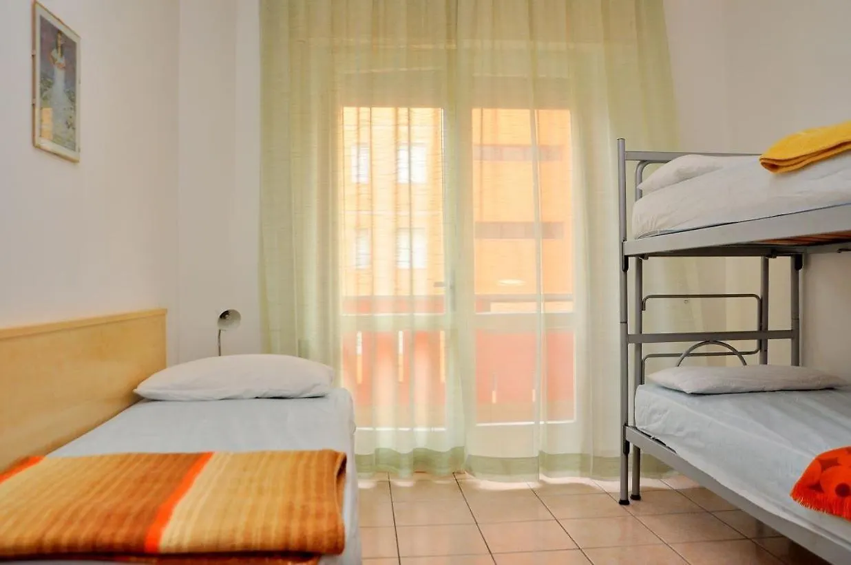 Spacious Seaside Flat For 7 Guests - Beahost Bibione Apartment