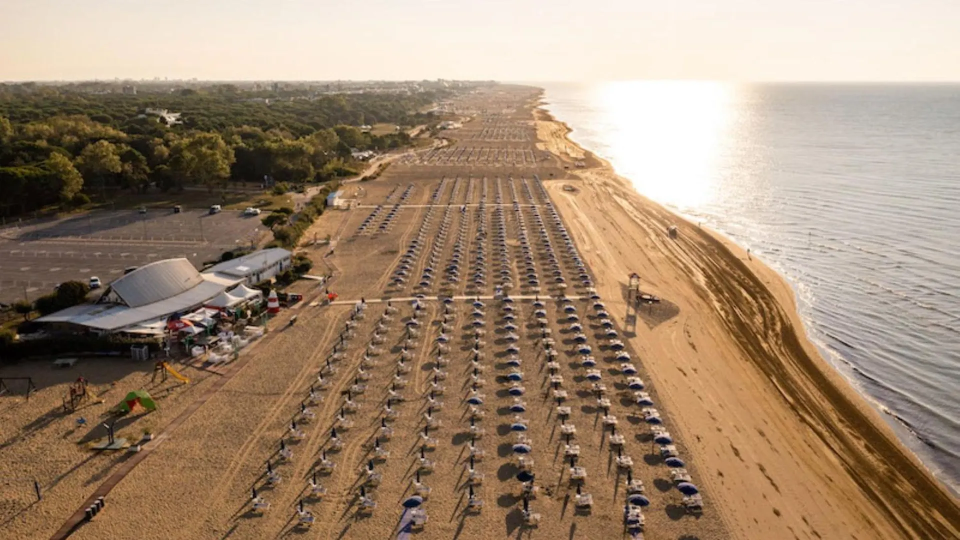 Spacious Seaside Flat For 7 Guests - Beahost Bibione