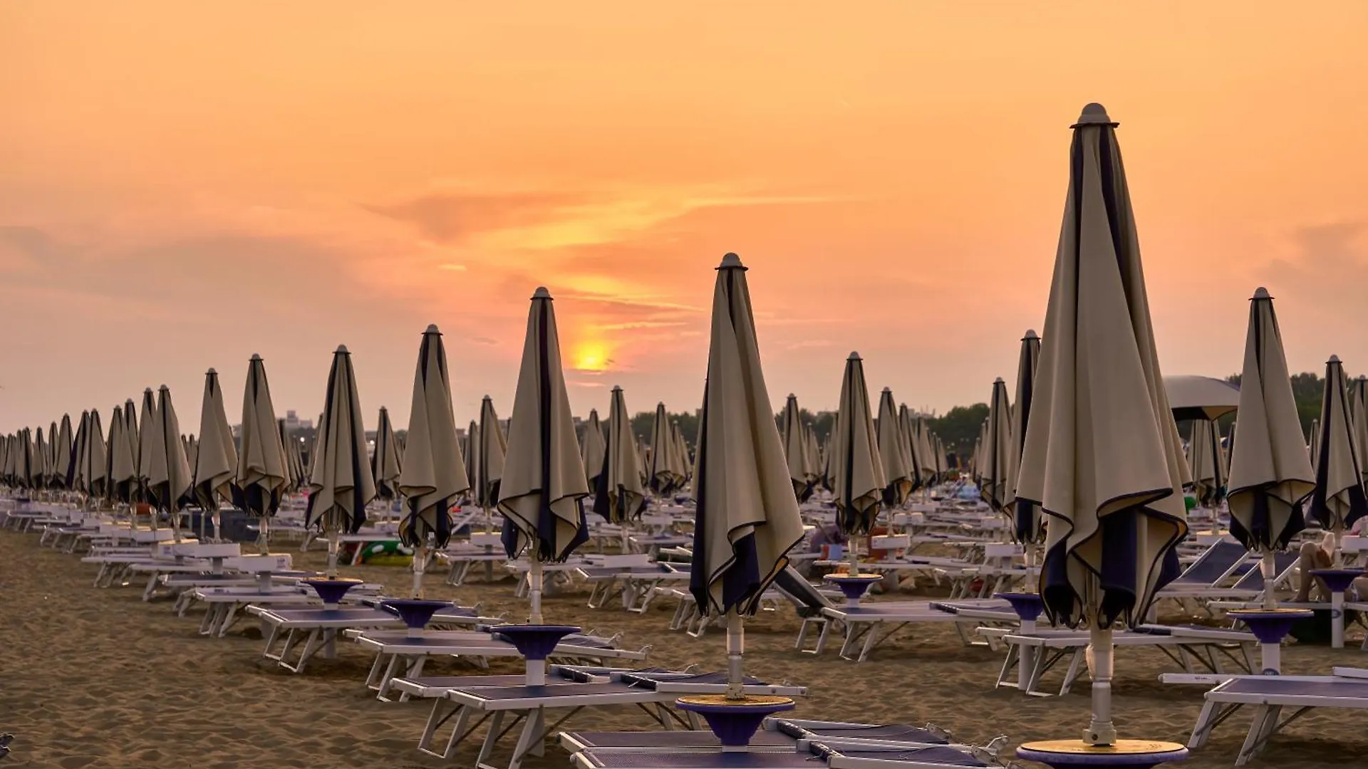 Spacious Seaside Flat For 7 Guests - Beahost Bibione