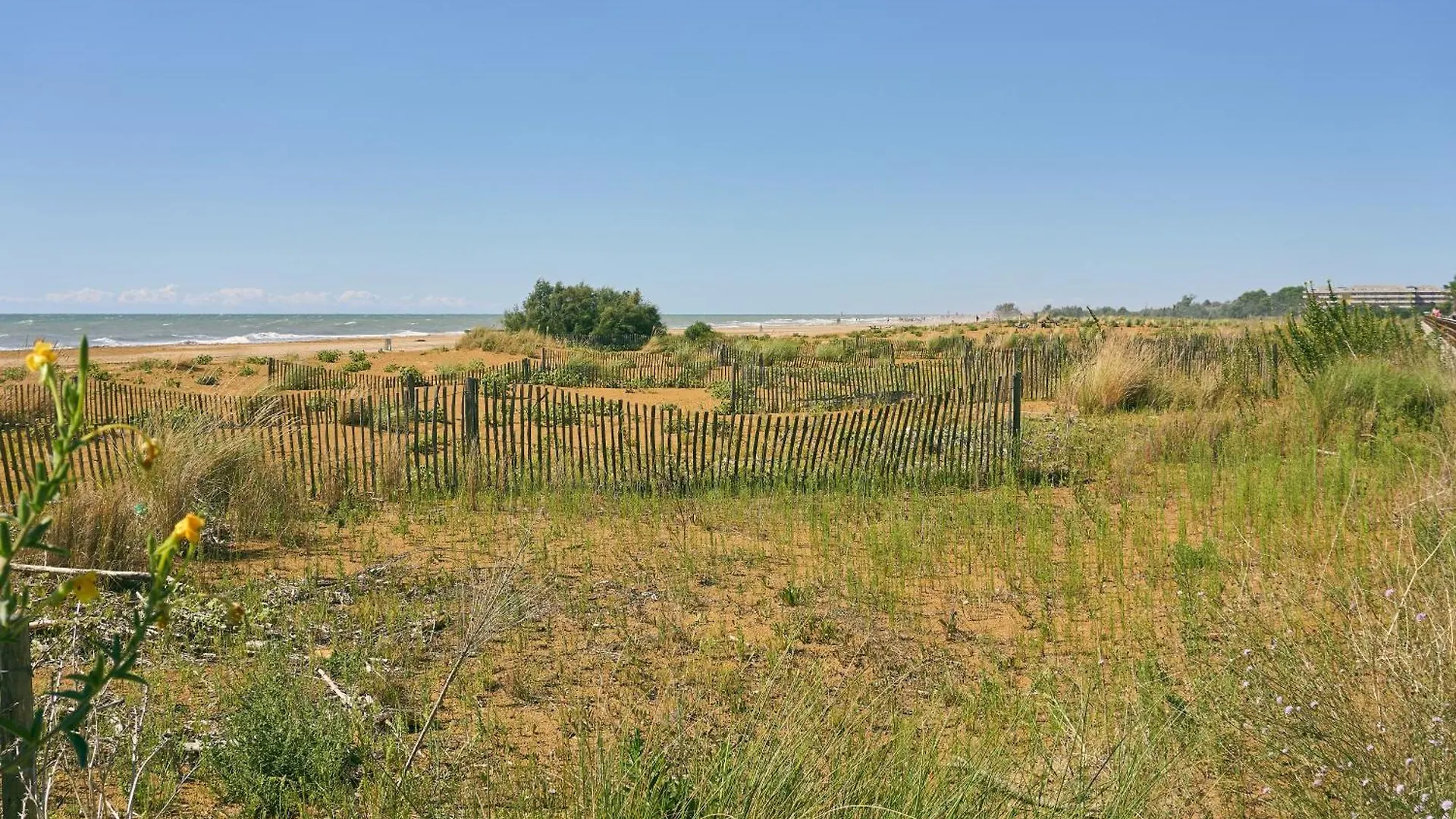 Spacious Seaside Flat For 7 Guests - Beahost Bibione Apartment
